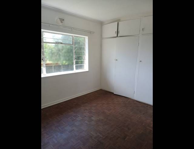 3 bed property to rent in LUIPAARDSVLEI